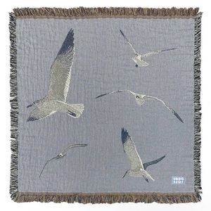 Taylor Swift Seagull Woven Throw Blanket - Blue & Cream